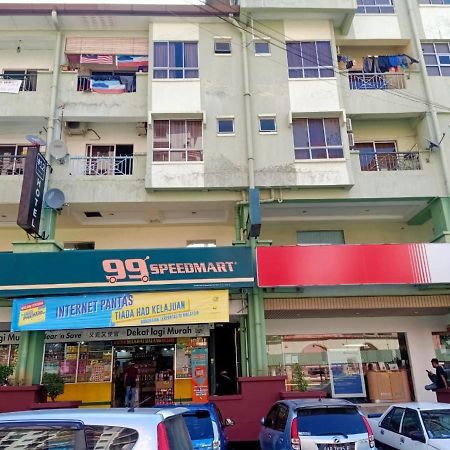Oyo 90457 Borneo Eco-House Hashtag 12 Boutique Hotel Kota Kinabalu Exterior foto